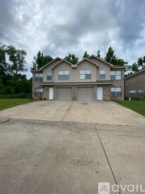 40 Camily Ct – photo 1 of 45