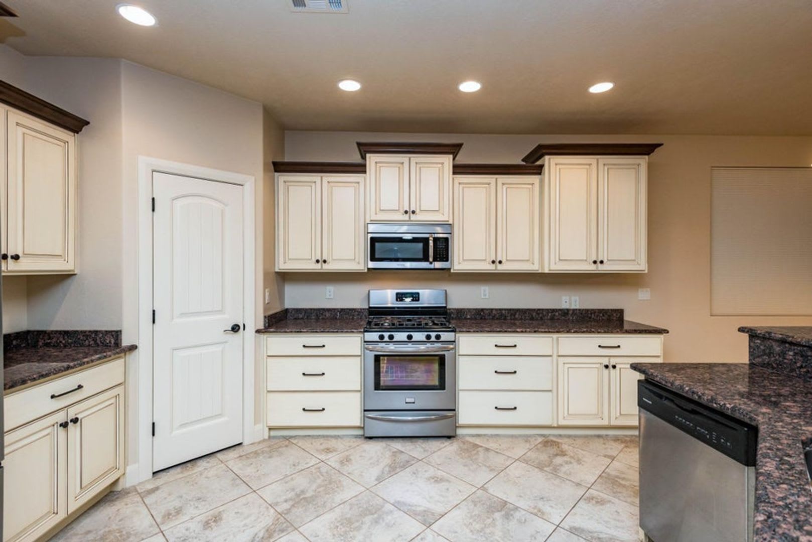 Single Level 4 Bedroom Home In Stucki Farms – photo 1 of 265