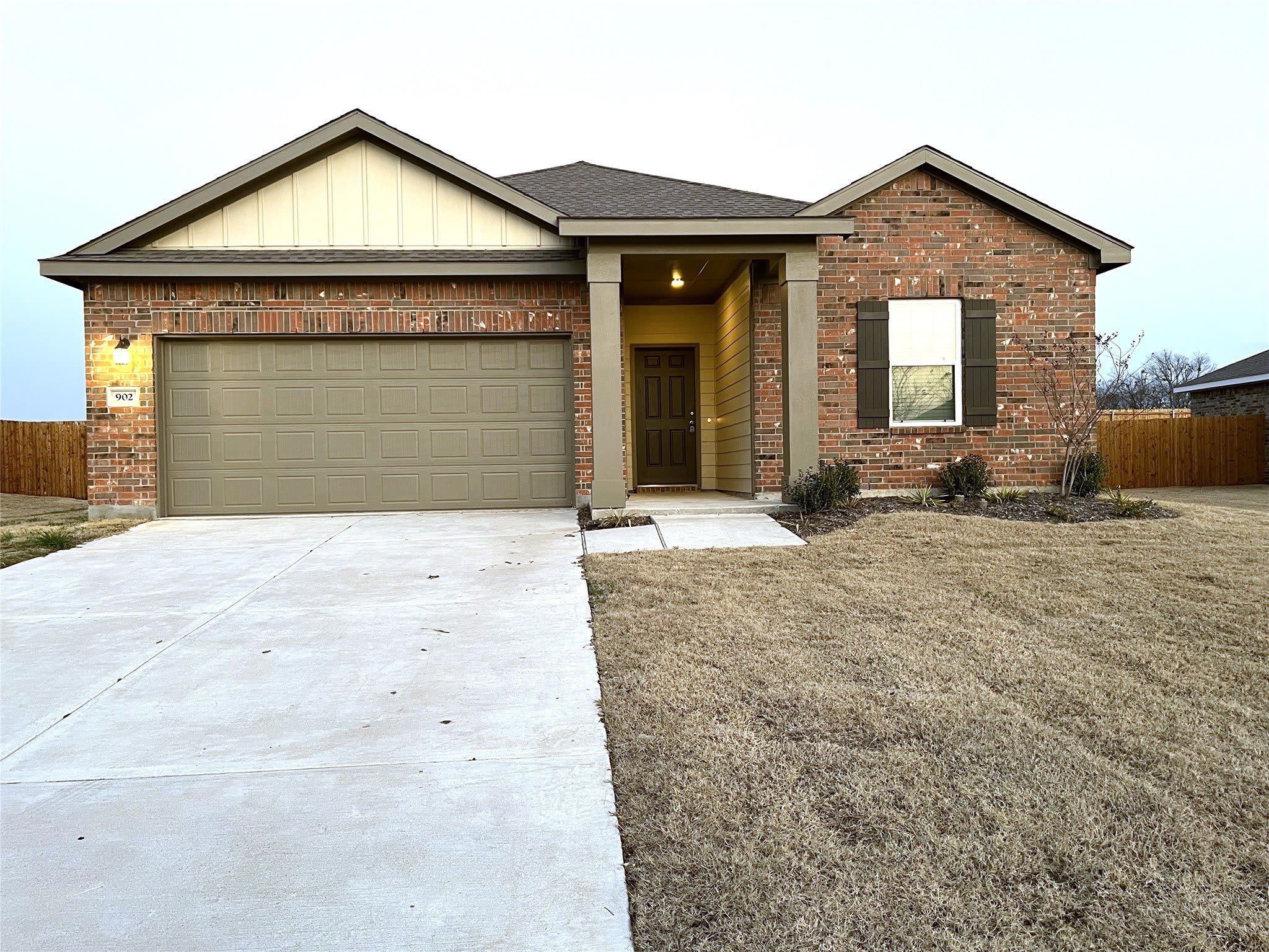 902 Lexington Lane – photo 1 of 19
