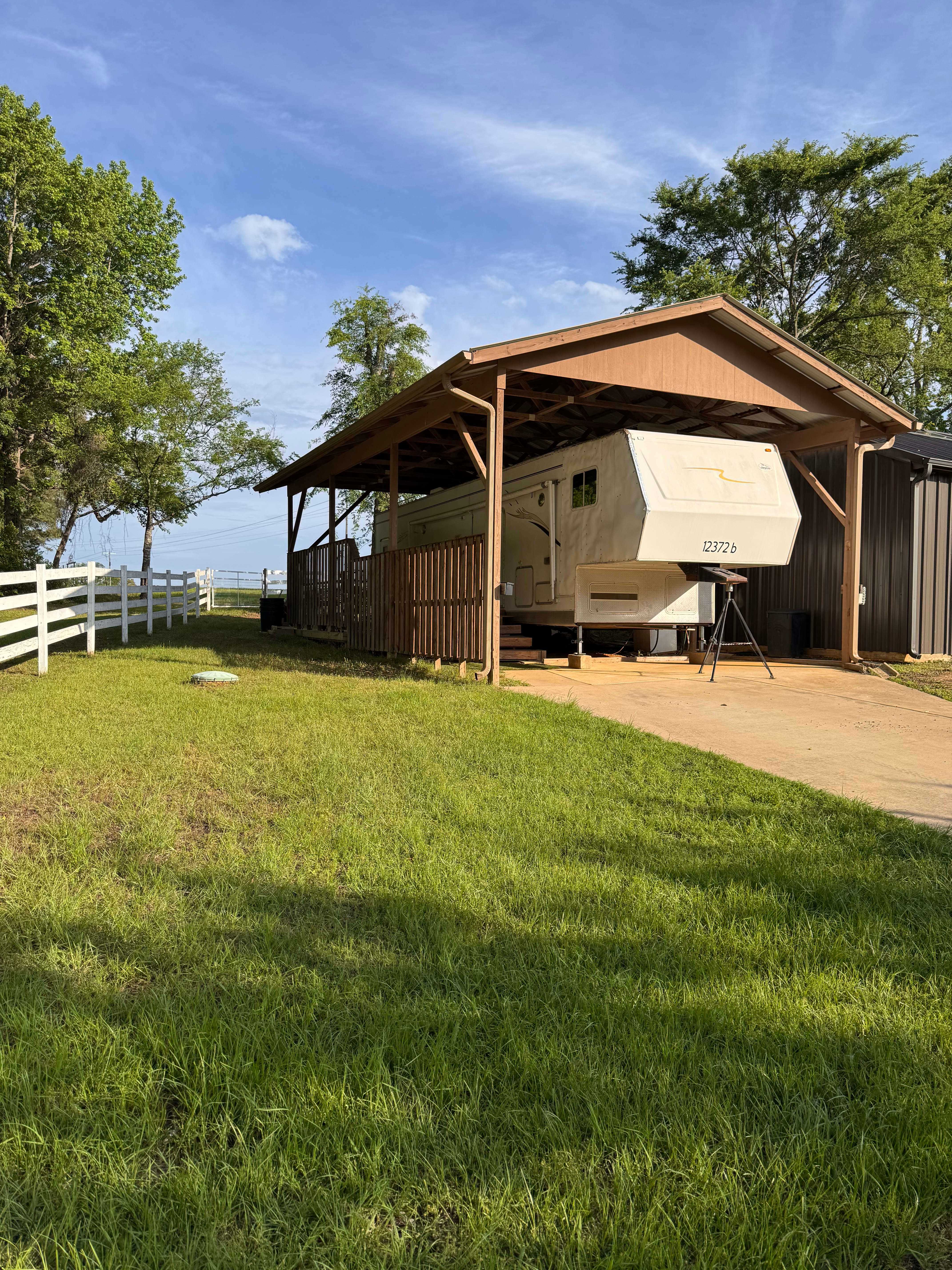 12372b Fm 1650 Trirv – photo 1 of 13