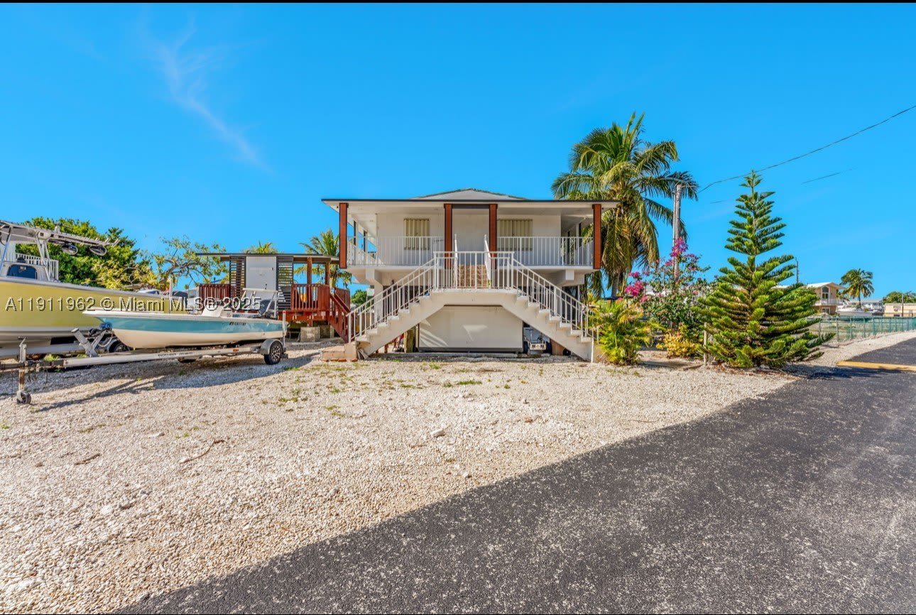 164 Blue Harbor – photo 1 of 23
