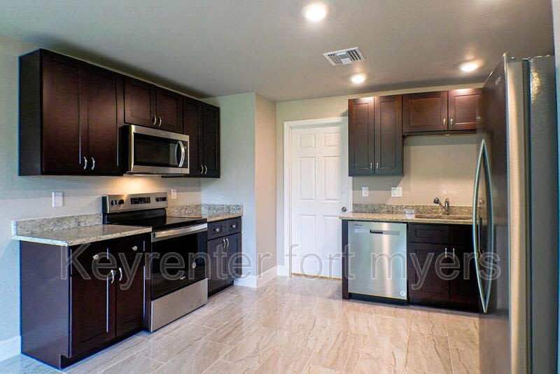 1787 Maryland Ave – photo 1