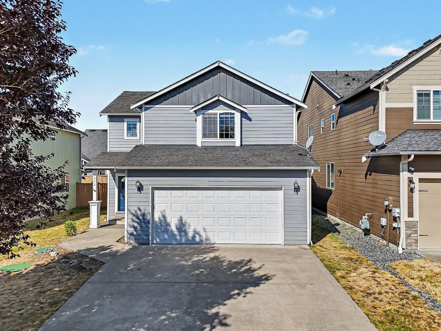 Spacious Yelm Home with A/C, Fully Fenced Backyard & 2-Car Garage! – photo 1