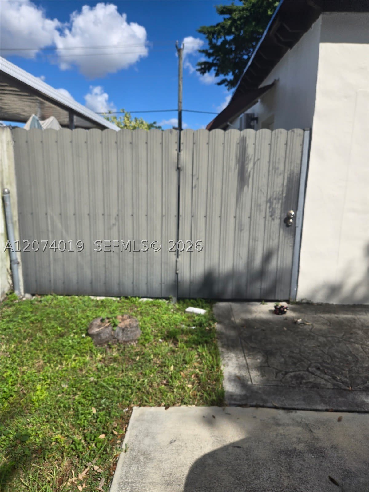 7785 SW 36th St – photo 1 of 9