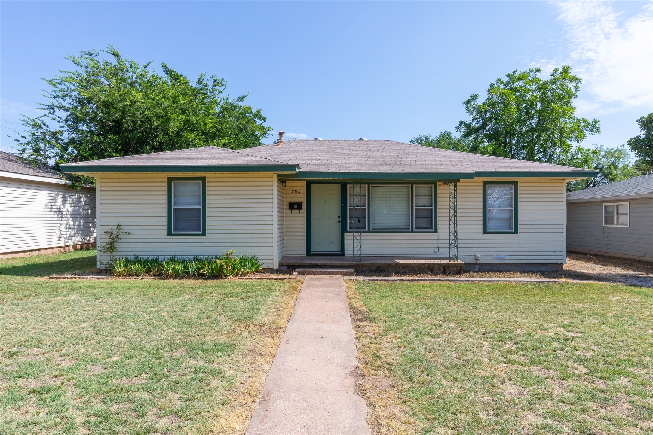 765 E N 12th Street – photo 1