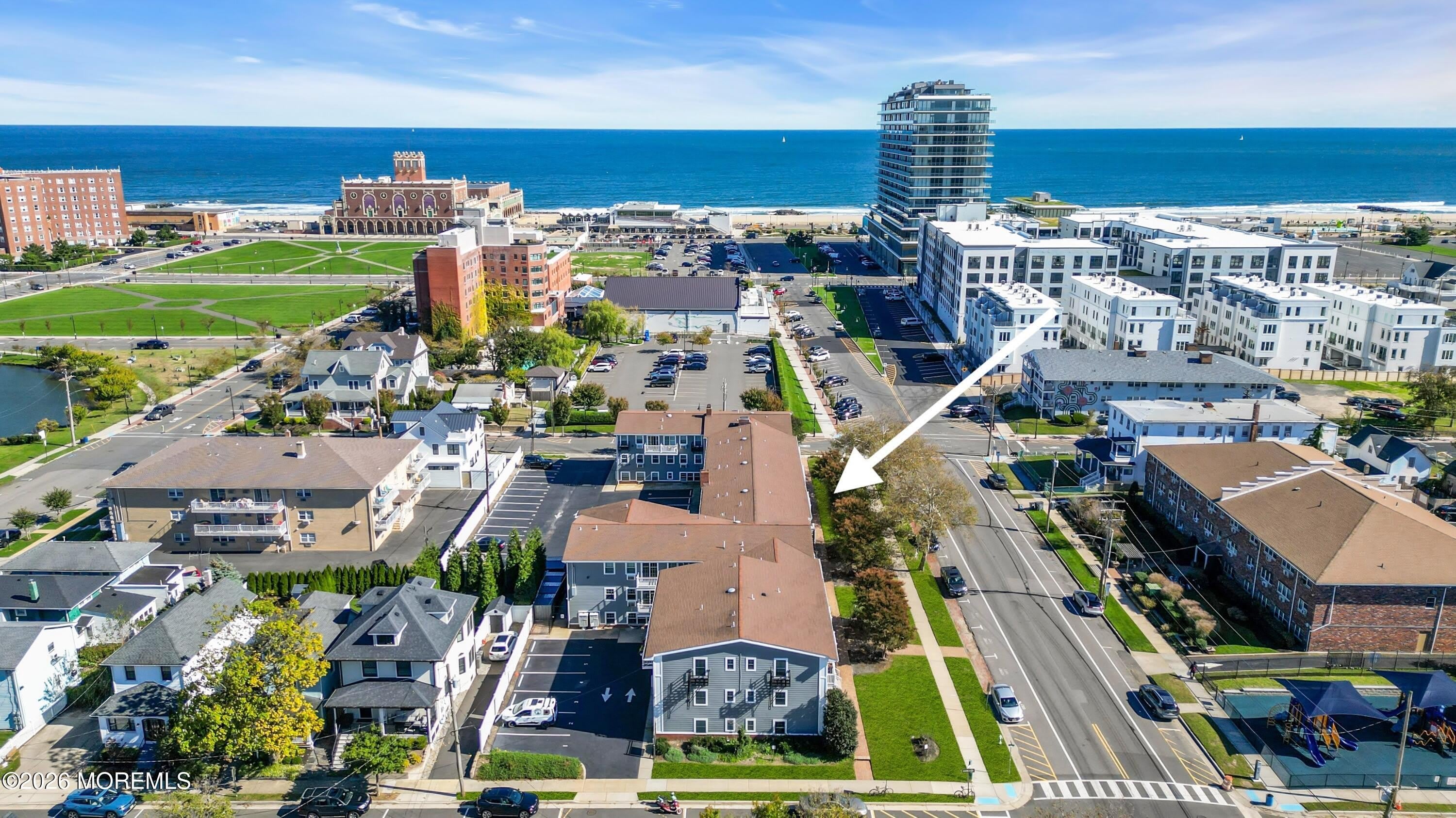 305 4th Avenue – photo 1 of 25