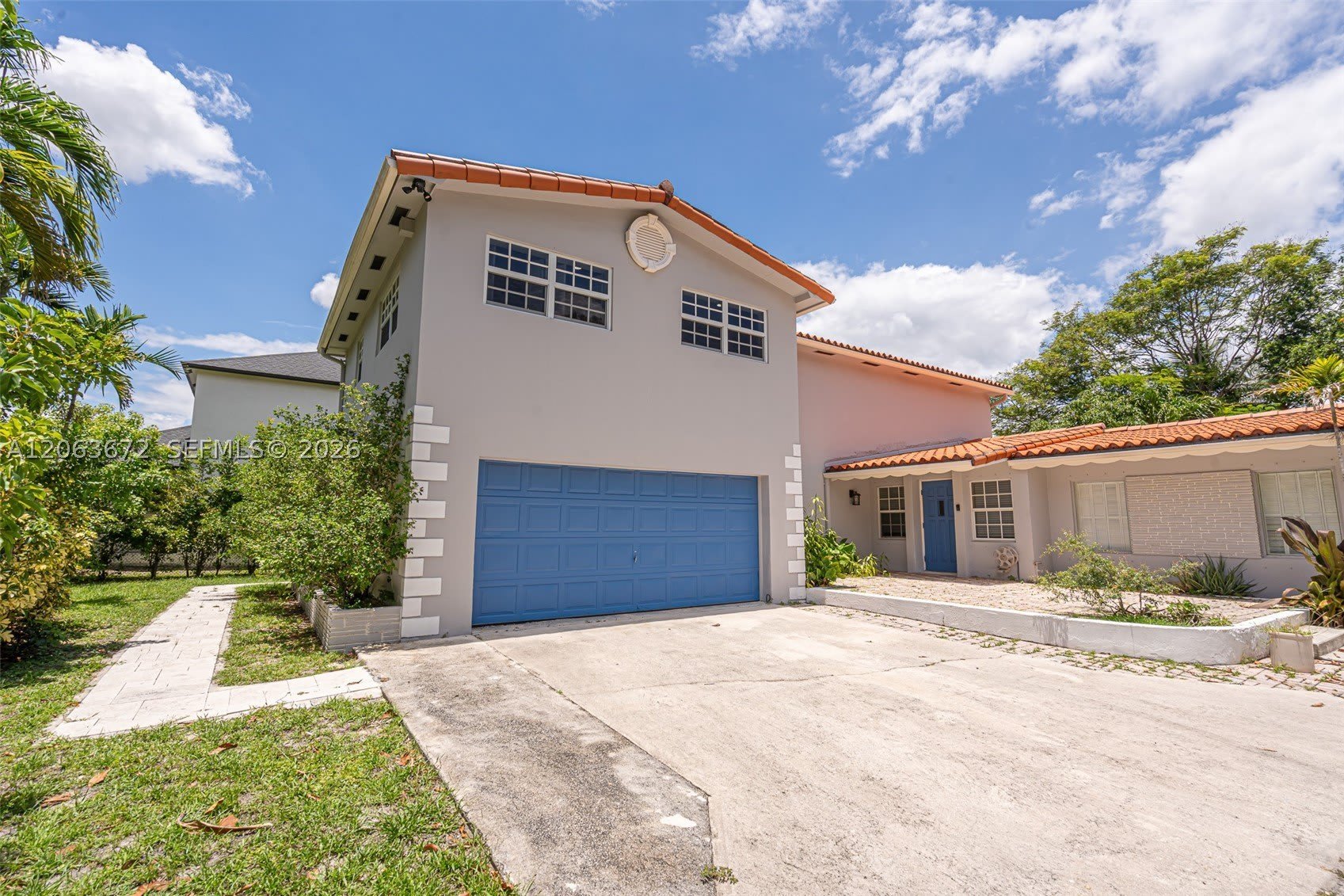 5613 Pierce St – photo 1