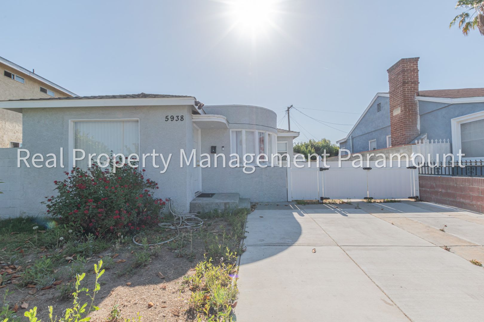 Charming 2-Bedroom Home in Los Angeles – photo 1 of 28