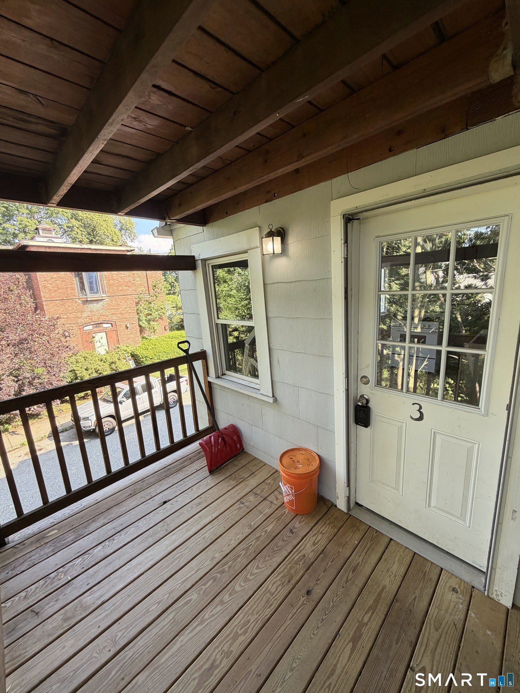 22 Hawthorne Street – photo 1 of 13