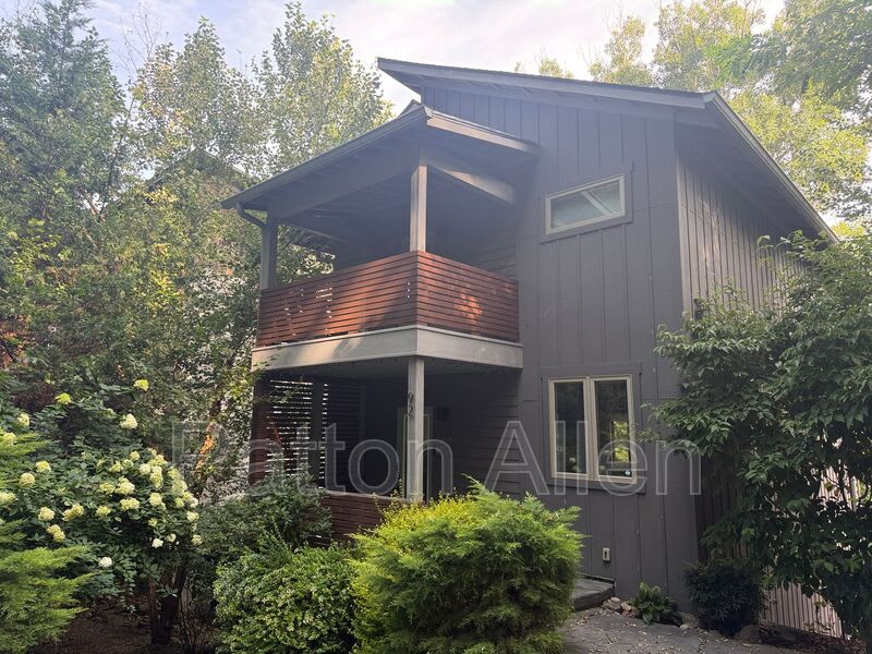 92 Hibriten Dr – photo 1