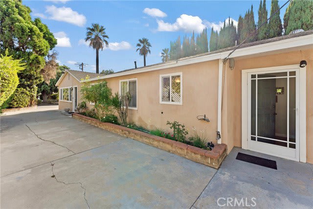 2423 San Pasqual Street – photo 1 of 9