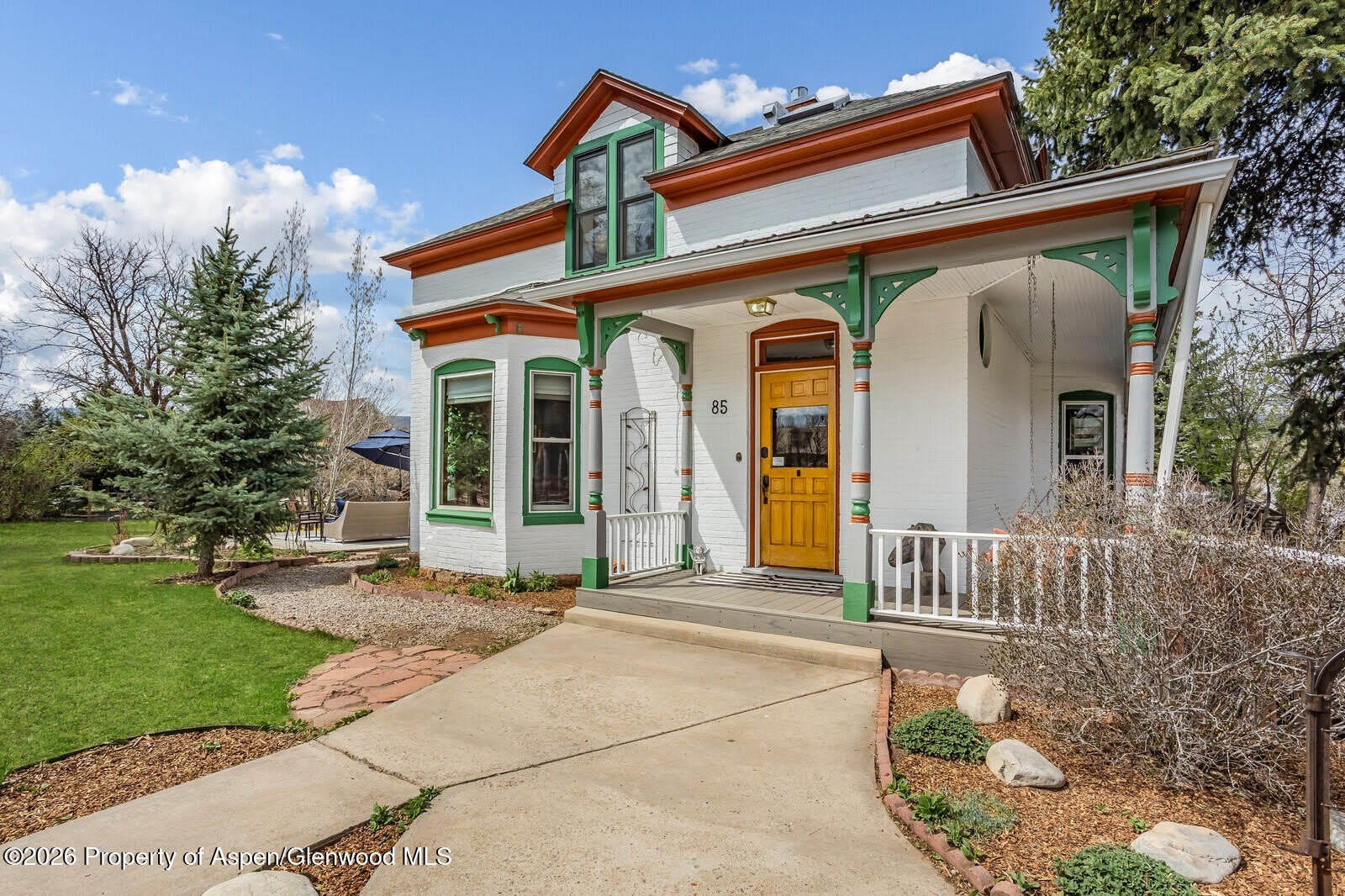 85 N 8Th Street – photo 1 of 32
