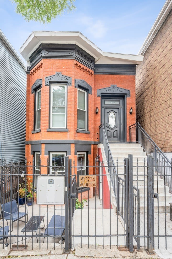 1234 W Huron Street – photo 1