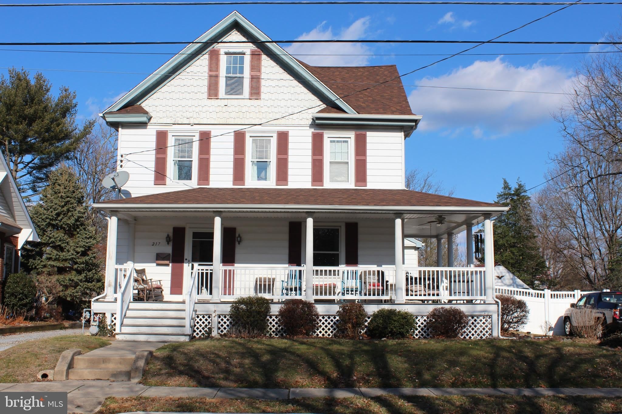 217 VILLANOVA Road – photo 1 of 21