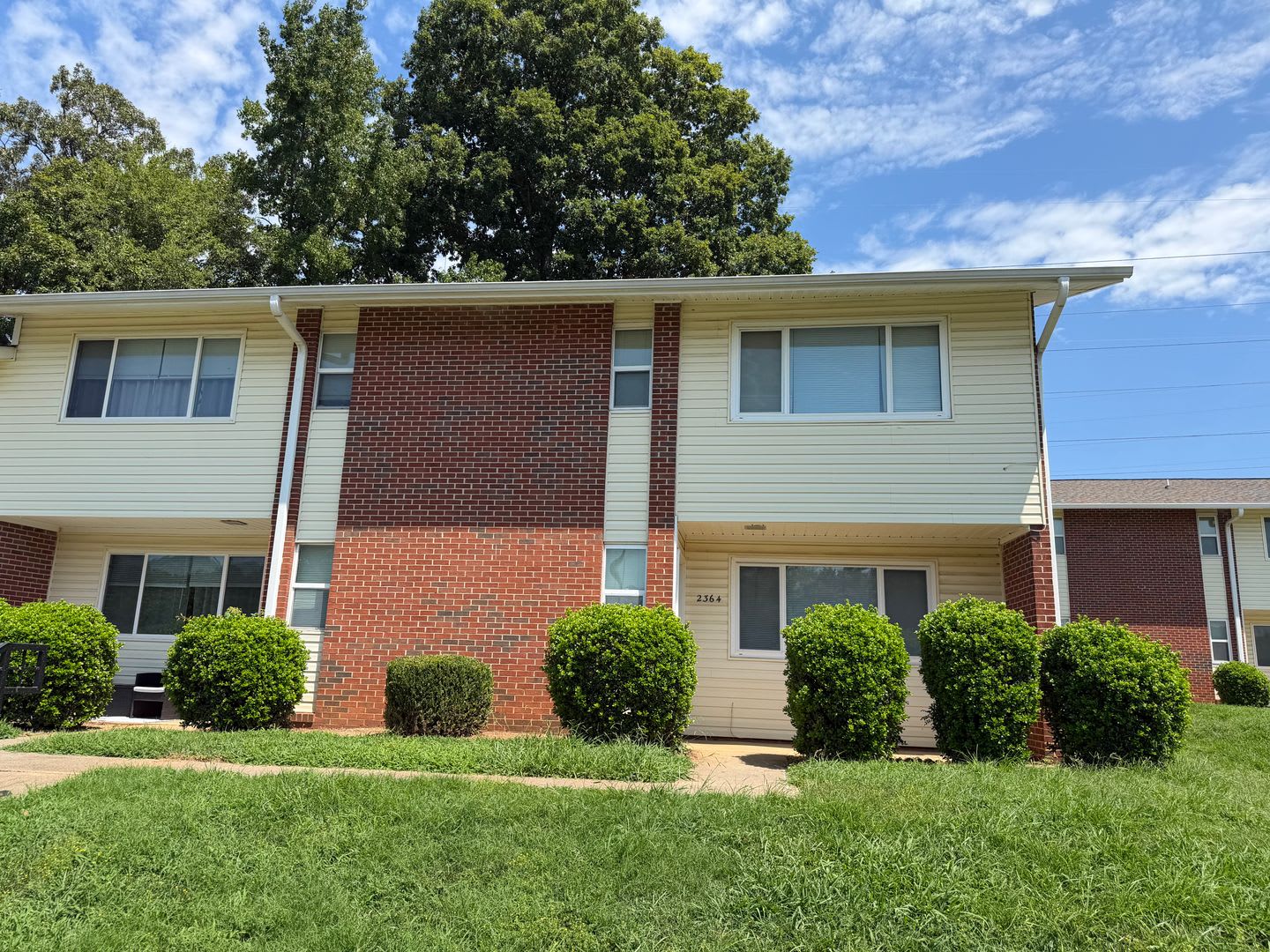 2 Bed 2.5 Bath – photo 1