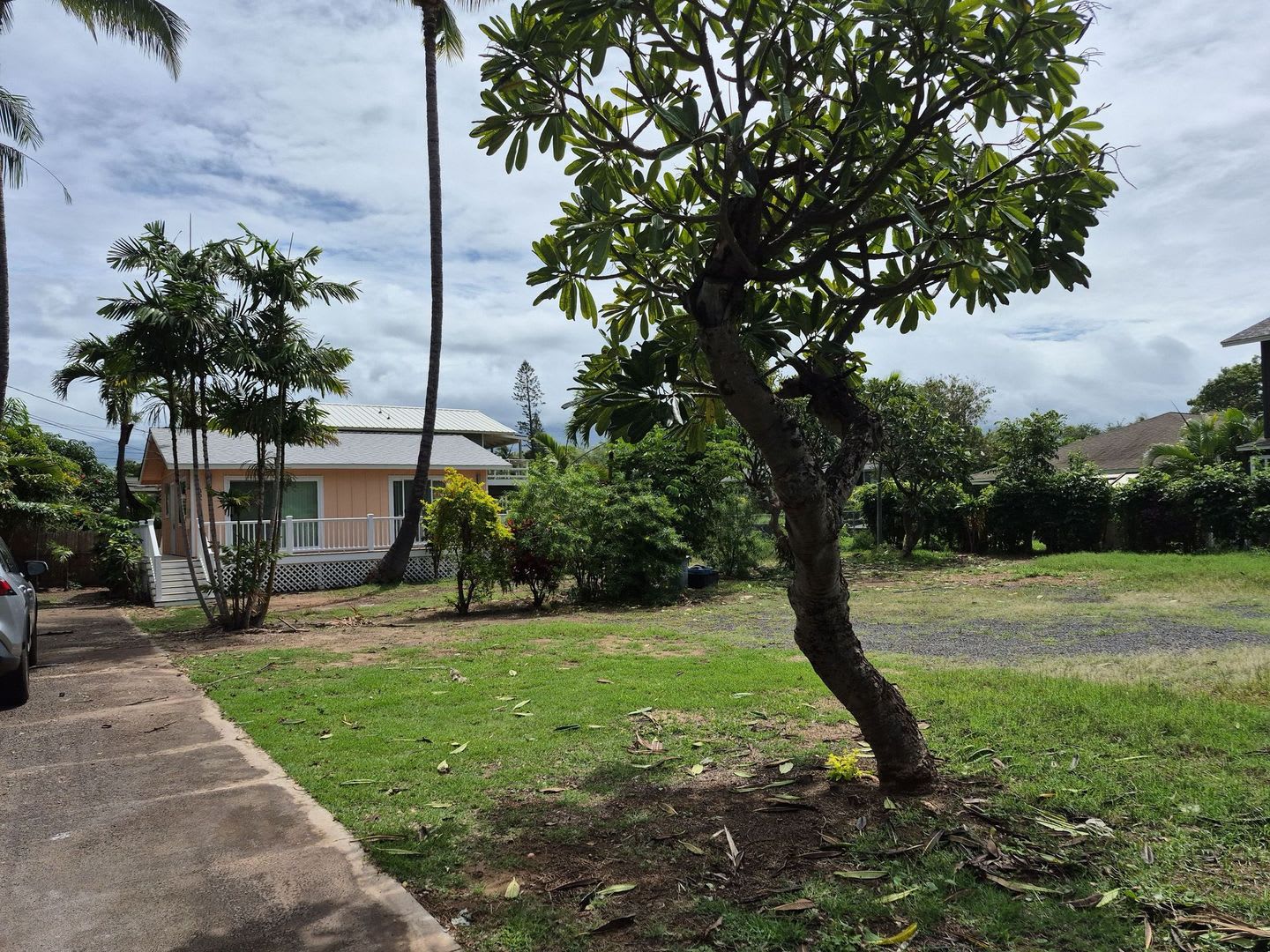 Brand new 2 bd. 1 ba. remodeled cottage on lg. property close to beach. Available now. – photo 1
