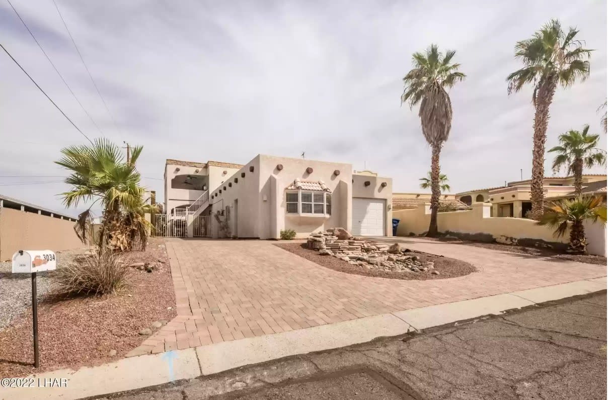 3034 Dawn Dr – photo 1 of 27