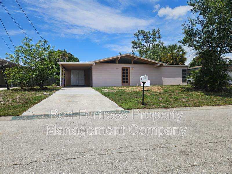 1635 Newport Ct – photo 1