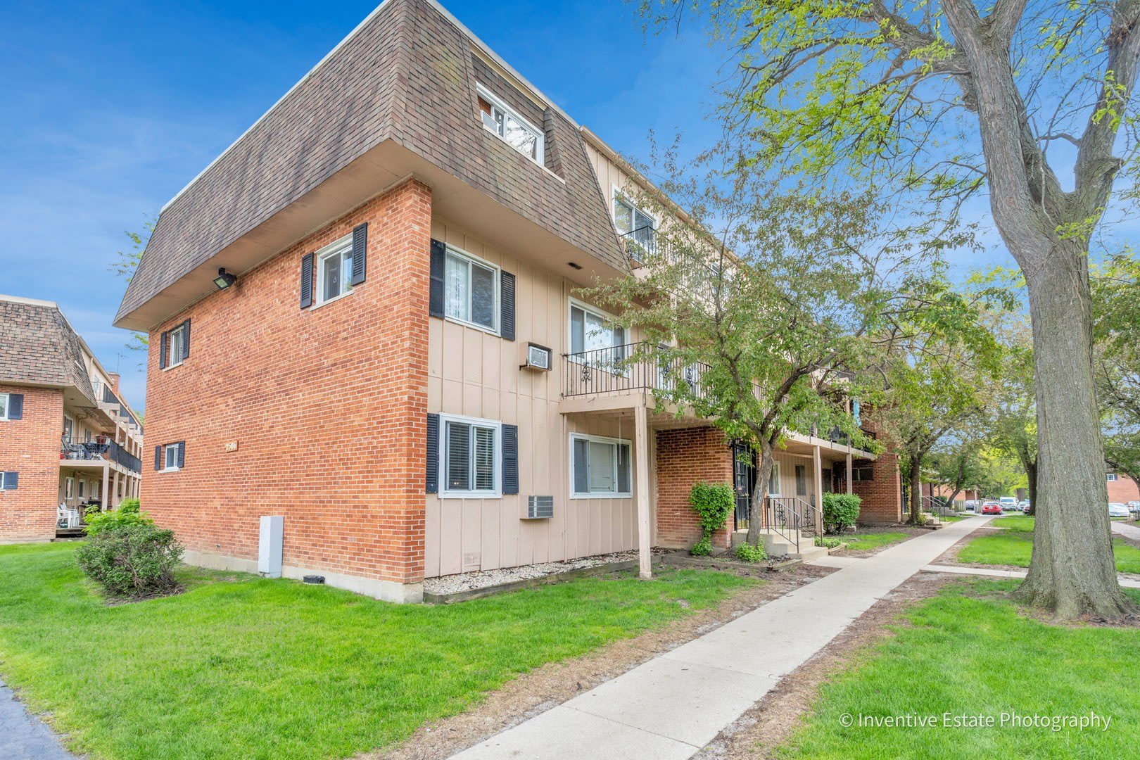 2506 Algonquin Road – photo 1 of 21
