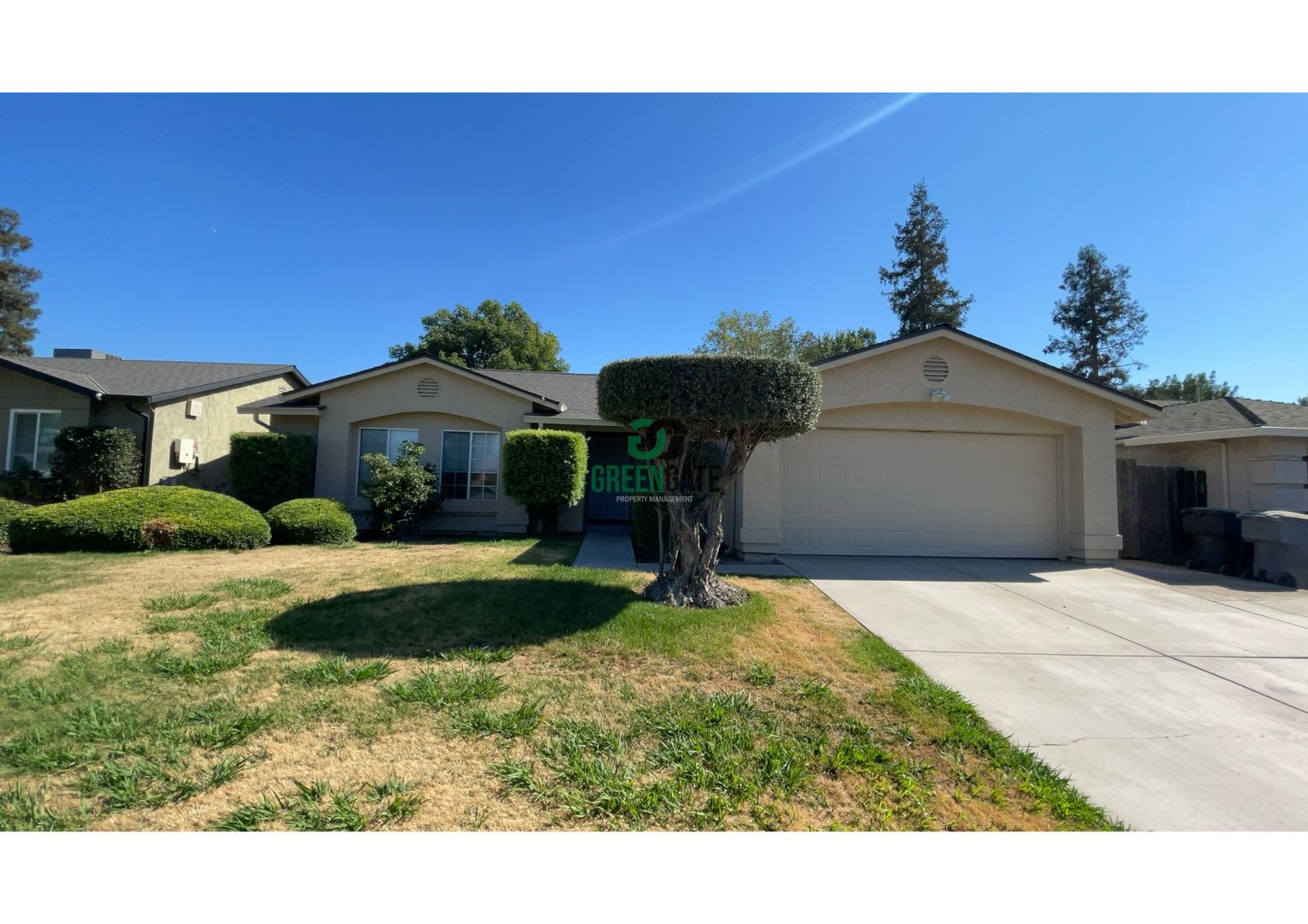 Beautiful 4 Bedroom, 2 Bathroom Home Available in Riverbank! – photo 1 of 34