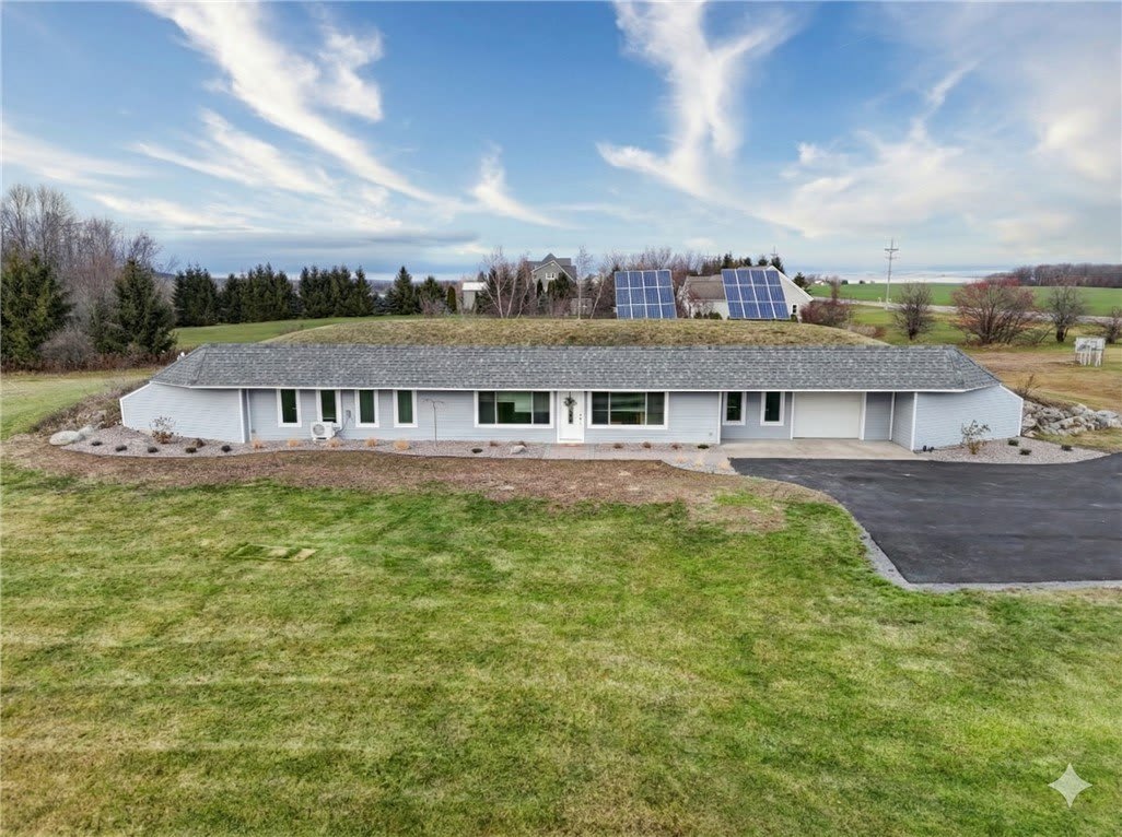 2654 Whalen Road – photo 1 of 42