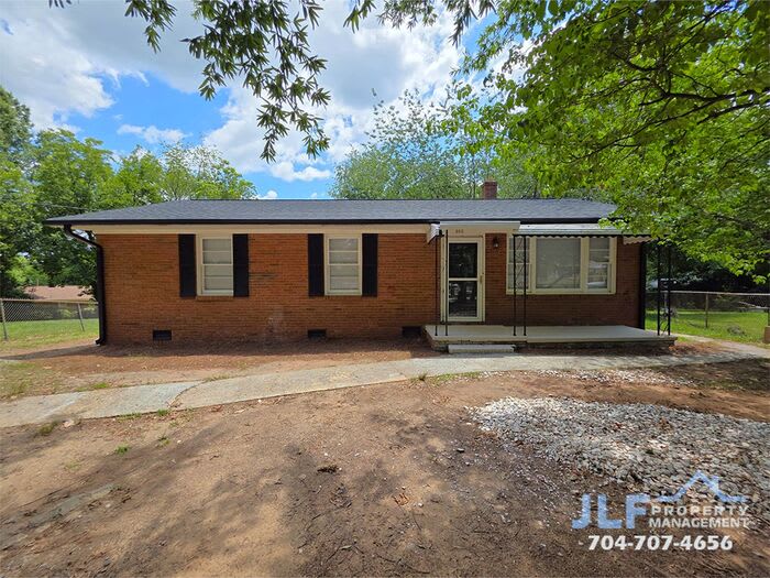 502 Cardinal Court – photo 1 of 20