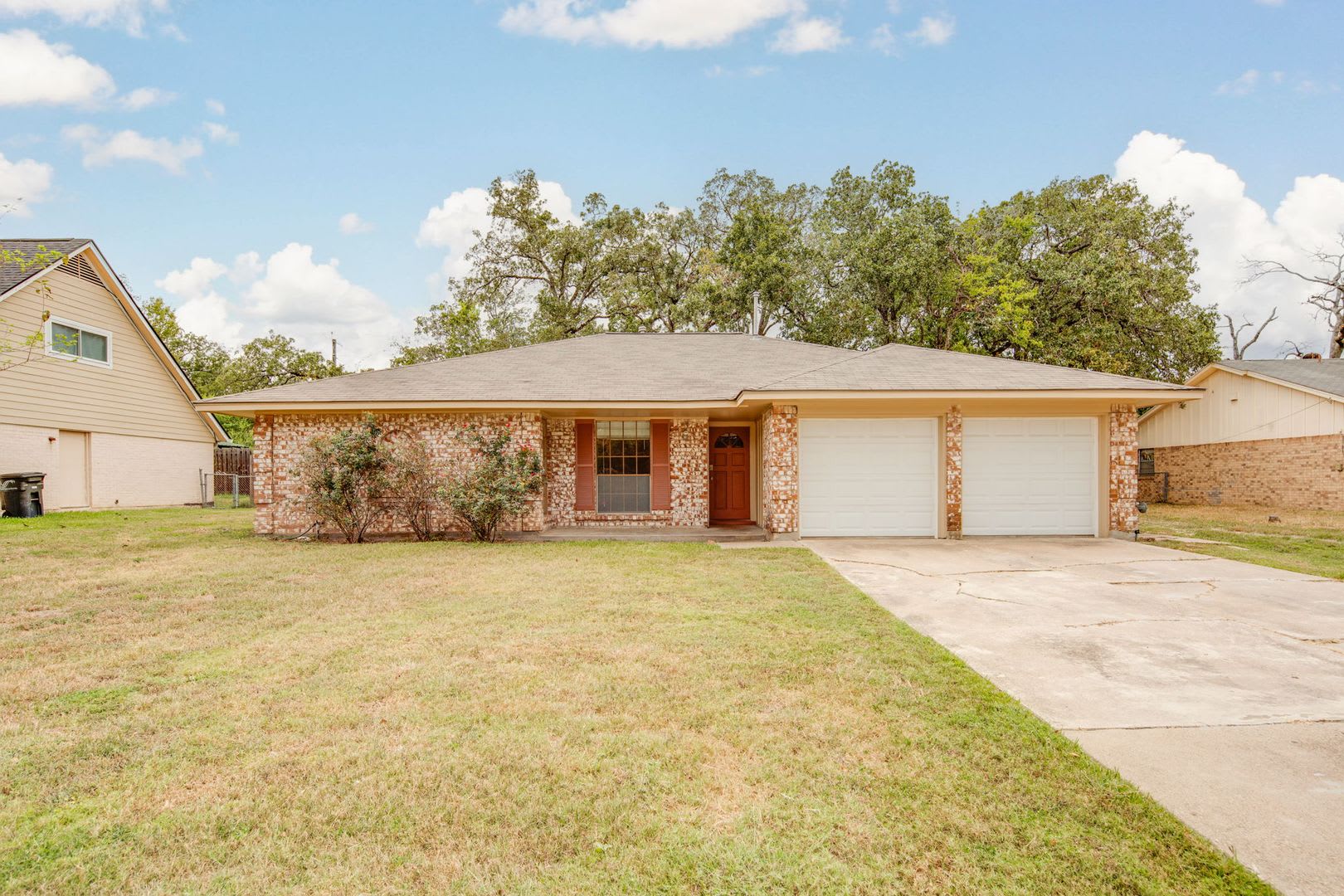 AUGUST PRE-LEASE! 3 bed, 2 bath home in Eastgate! – photo 1