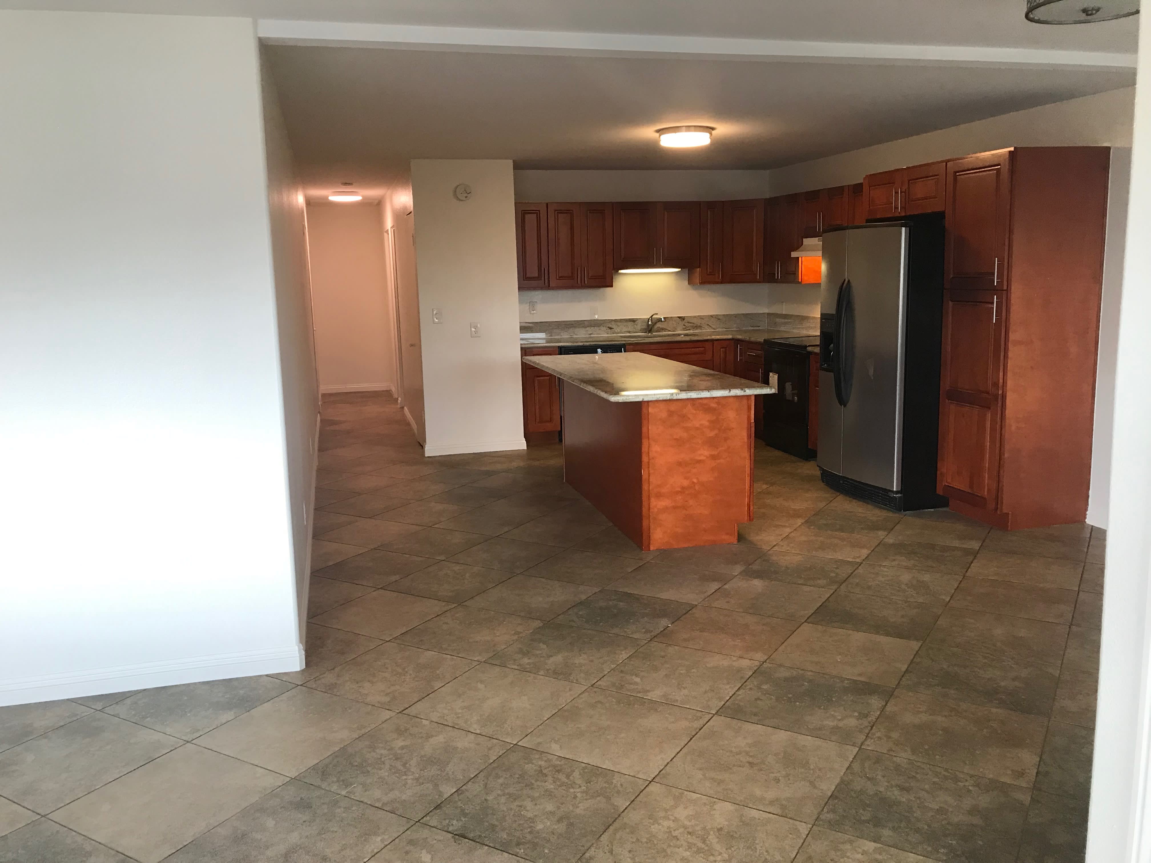 1206 Kuokoa St – photo 1 of 5