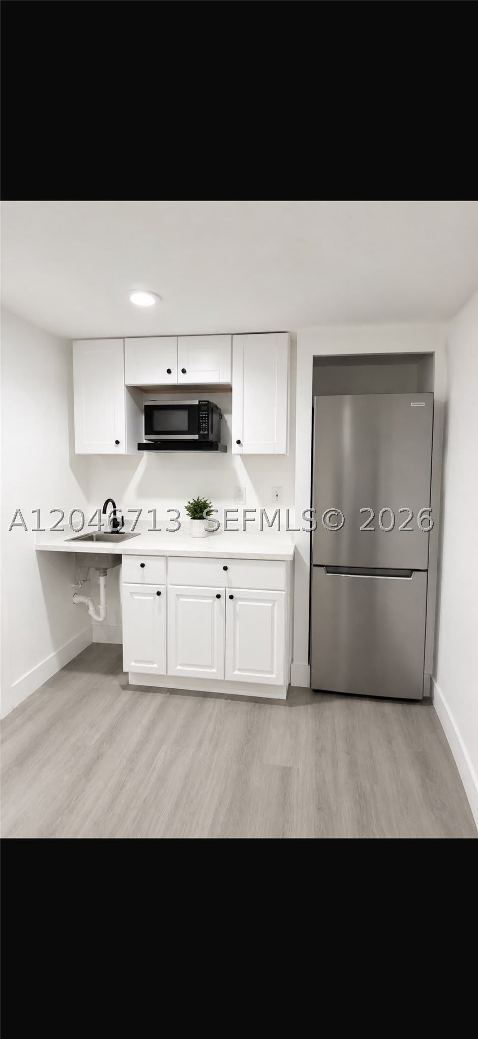 14321 Madison St – photo 1 of 6