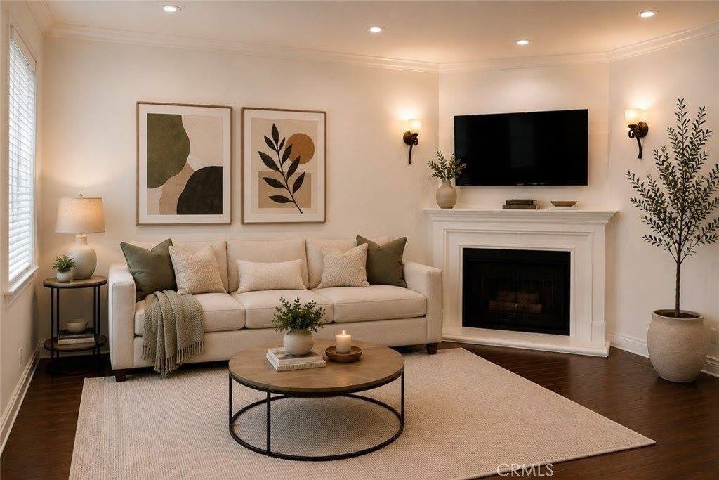 4128 Whitsett – photo 1