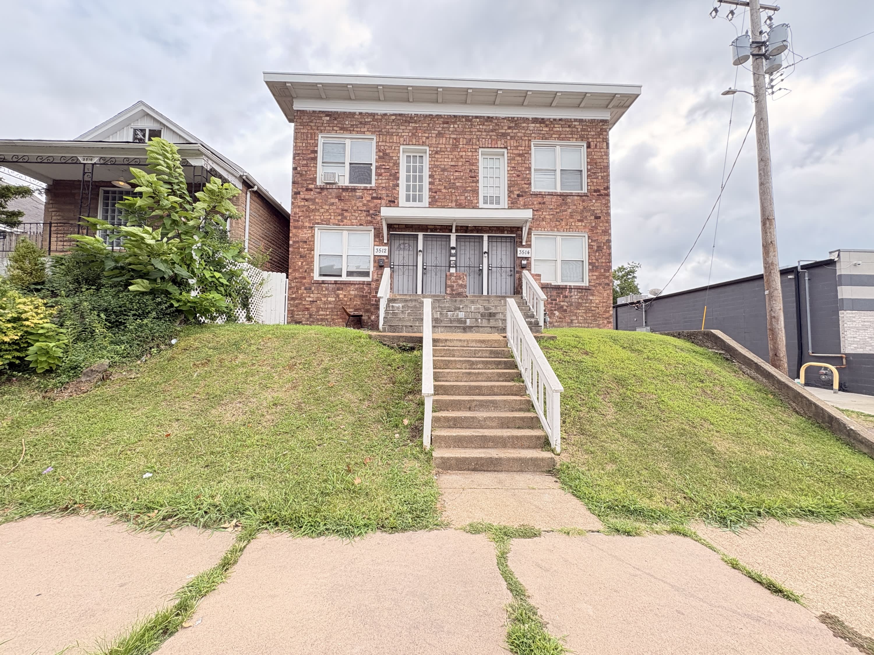 3512 Alberta St 2E – photo 1