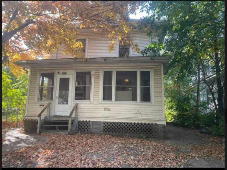 1011 Logan Avenue – photo 1
