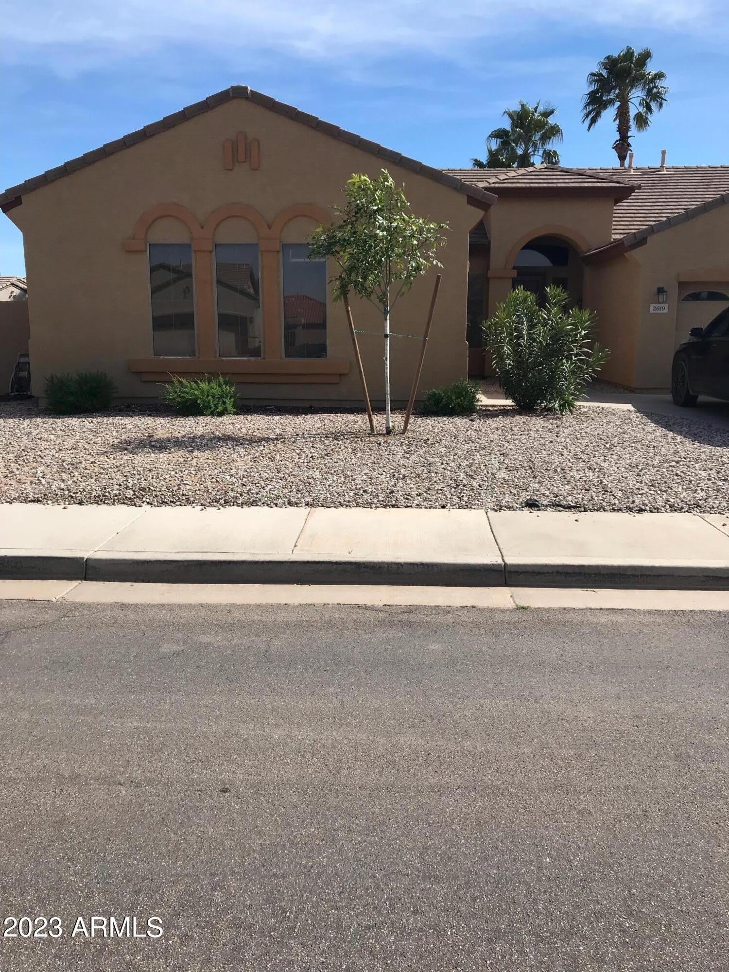 2619 E Hazeltine Way – photo 1