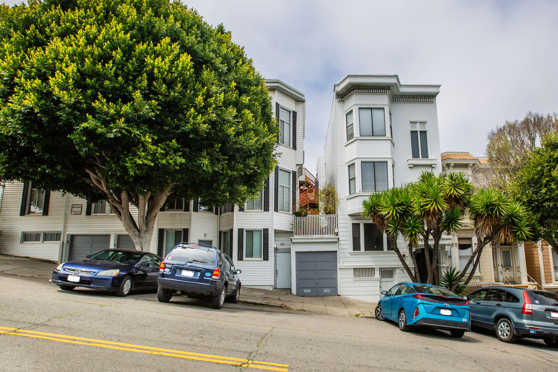295 Castro – photo 1