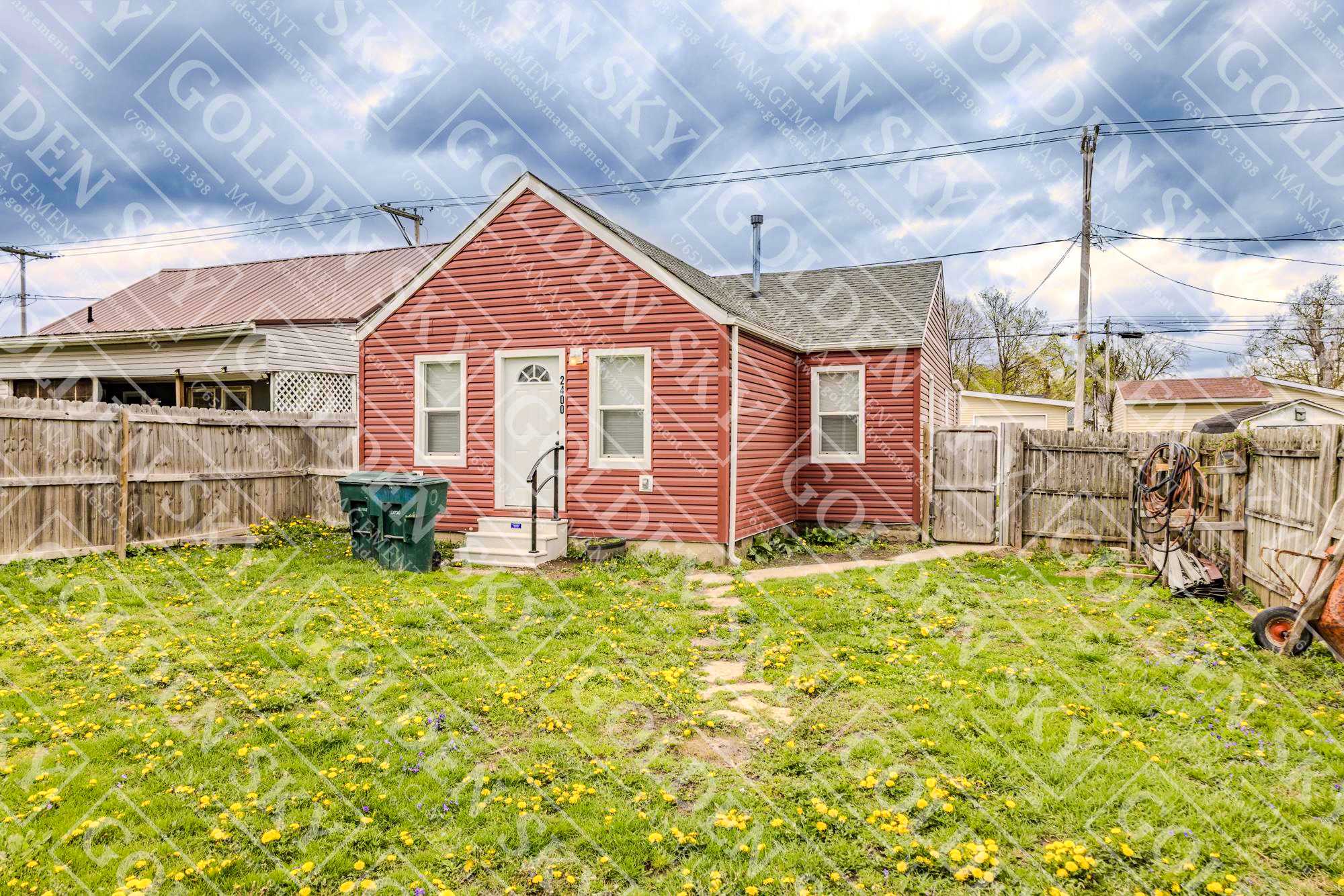 2400 West 10th Street – photo 1
