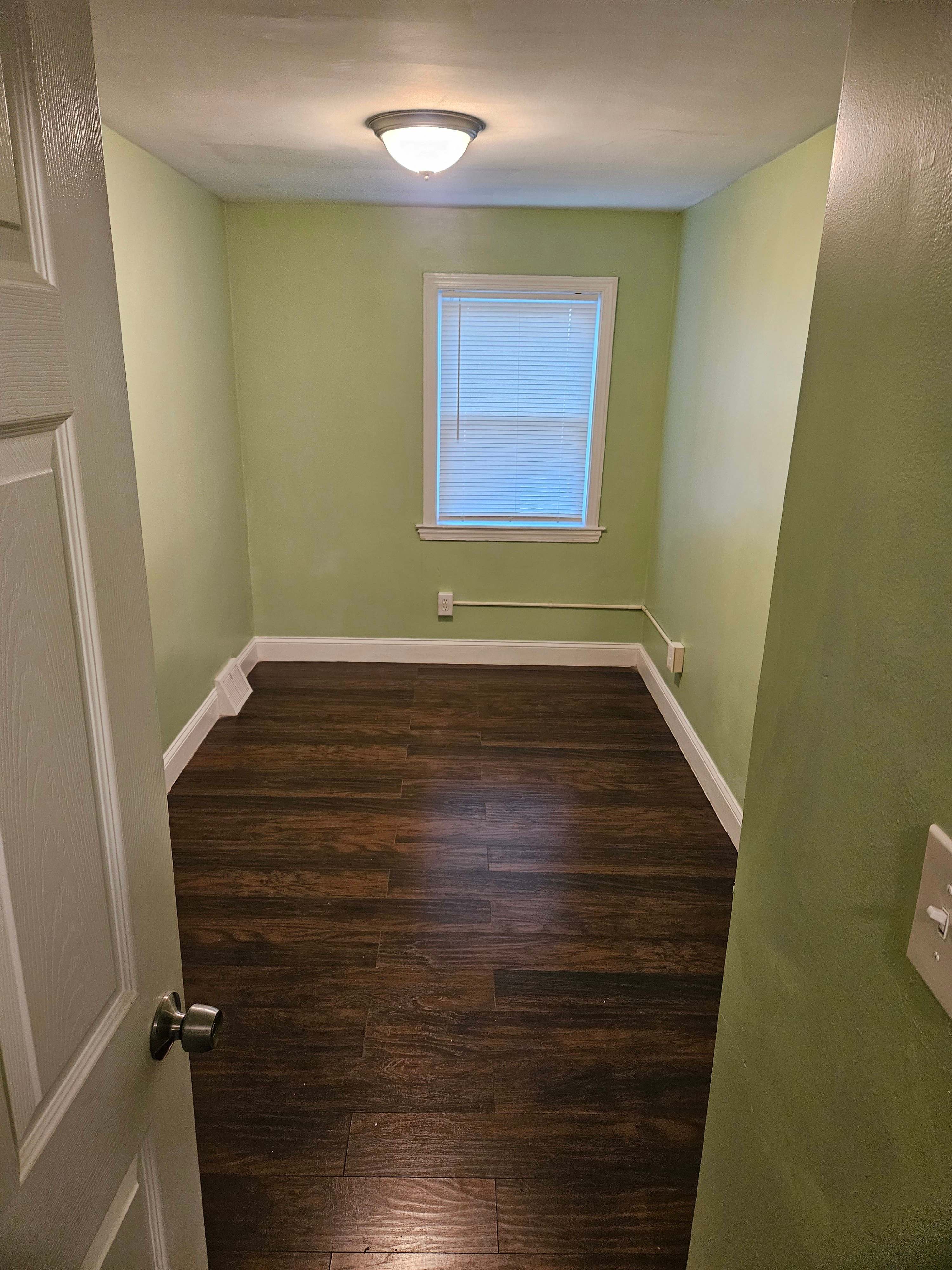 412 East Basin Street – photo 1