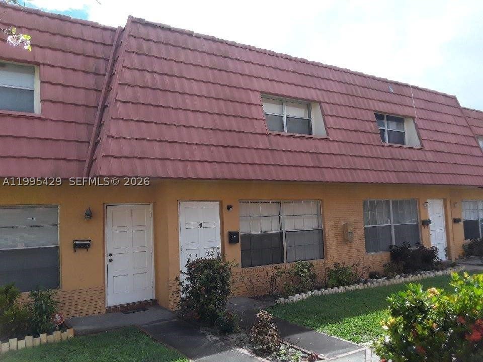 2604 NW 52nd Ave – photo 1