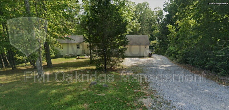 3479 Waynesville Rd – photo 1 of 12