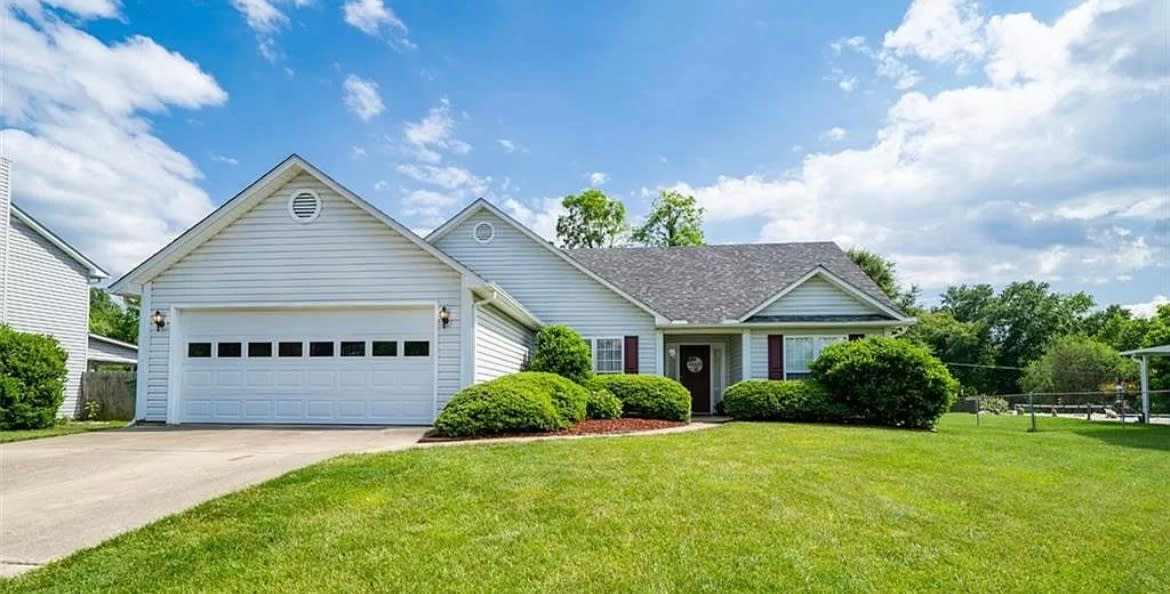 1026 Thorncrest Drive – photo 1 of 43