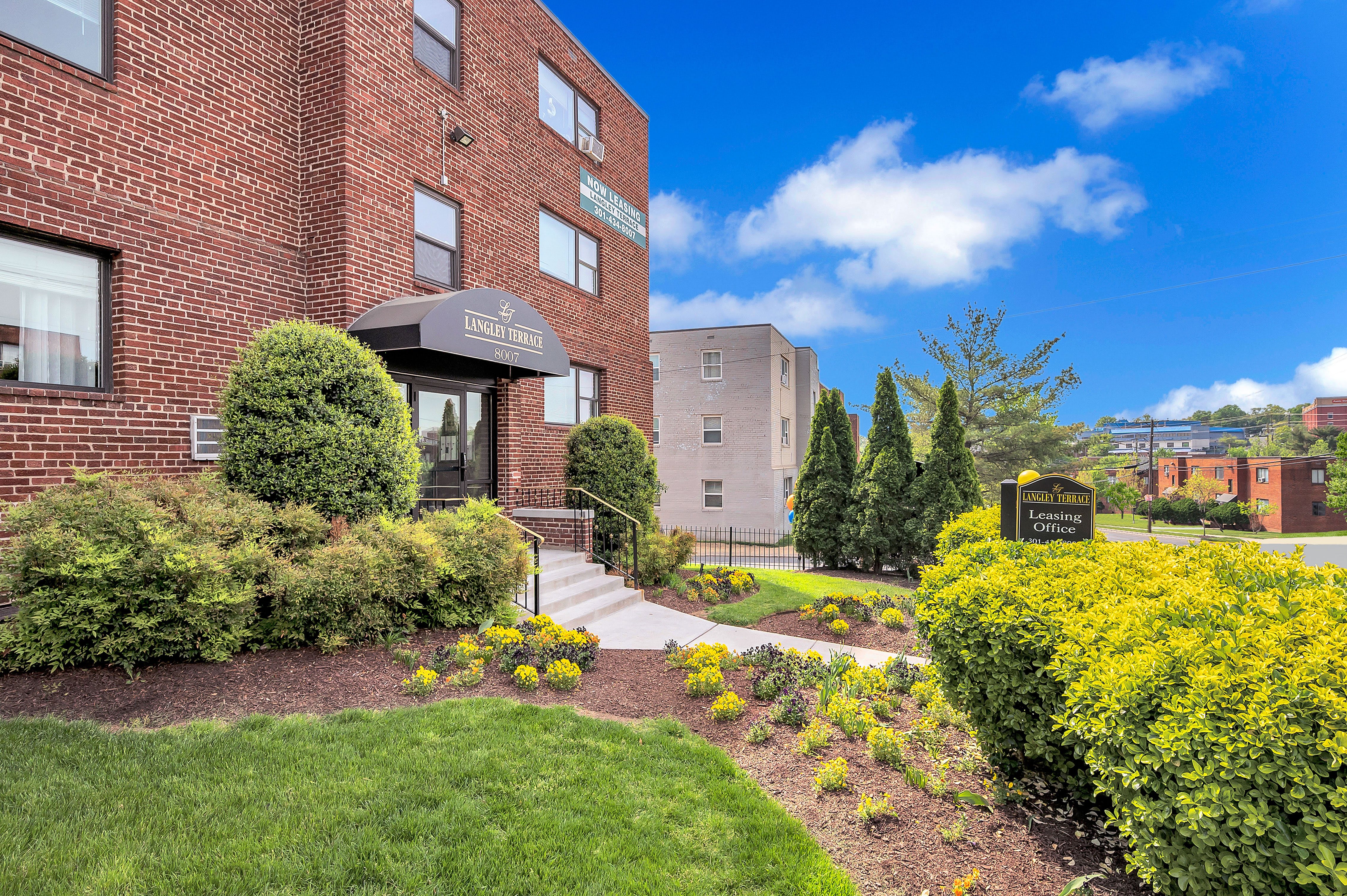 Langley Terrace – photo 1