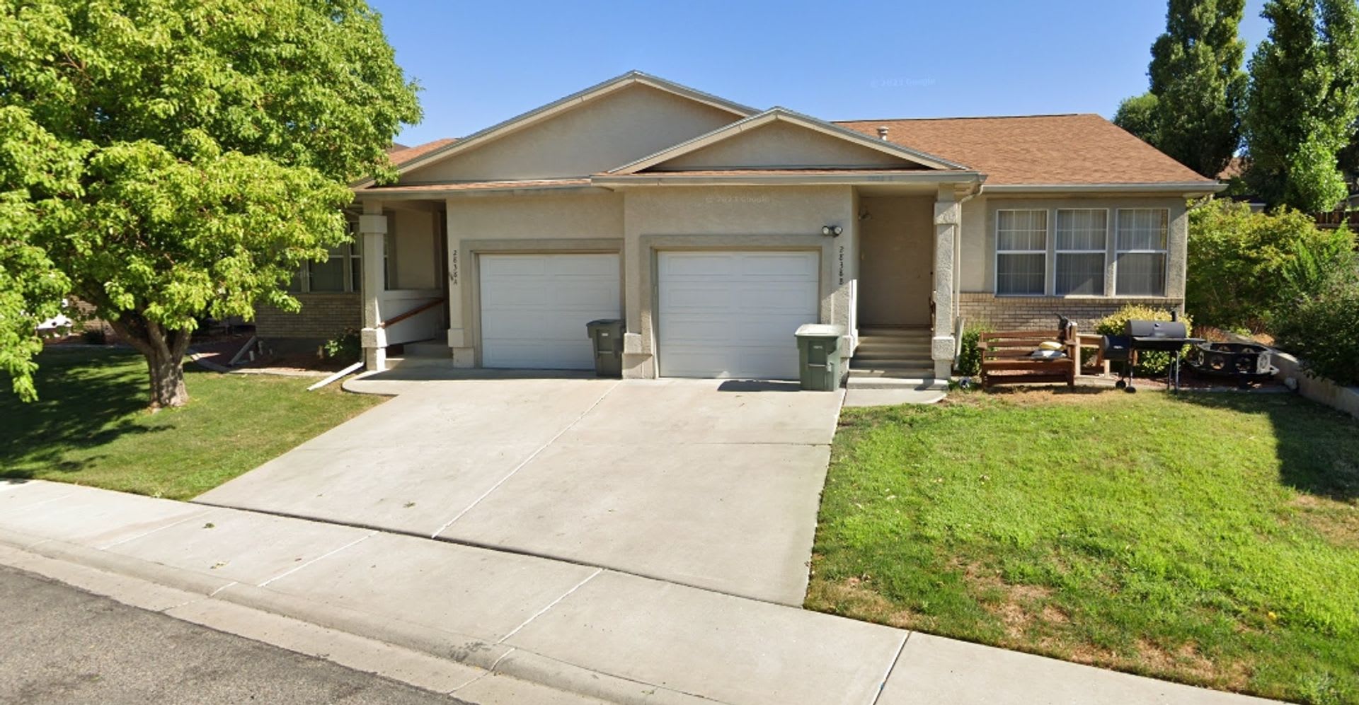 Spacious 2 Bed, 2 Bath Townhome – photo 1