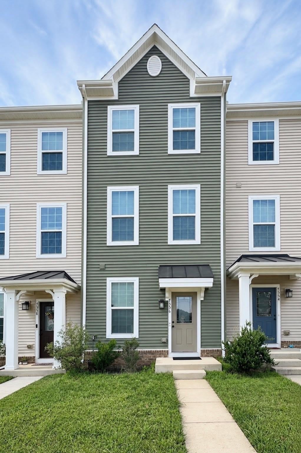 7556 HANCOCK Street – photo 1 of 17