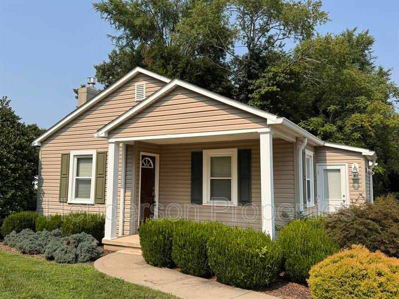 712 Hunter St – photo 1