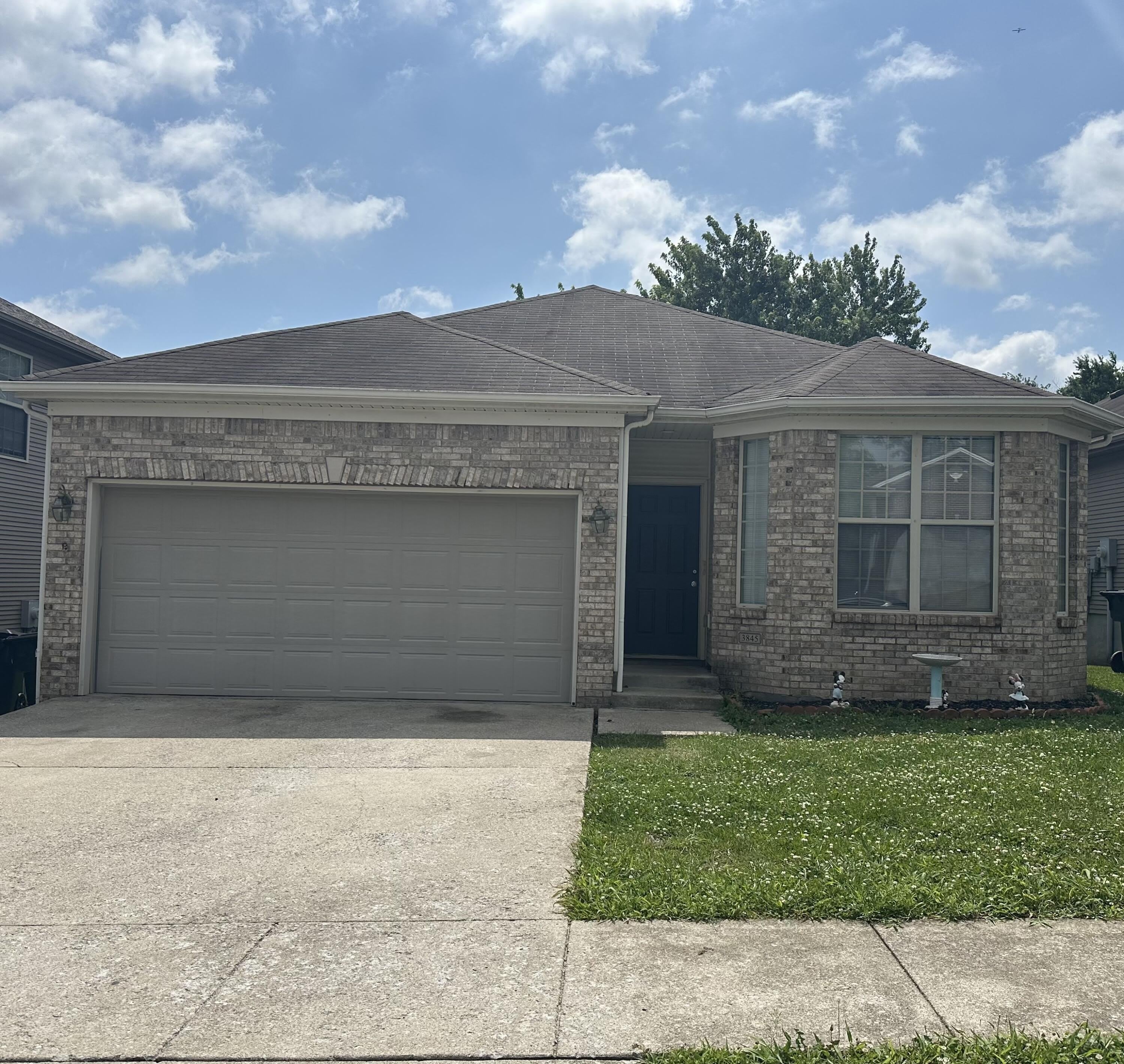 3845 Pinecrest Way – photo 1