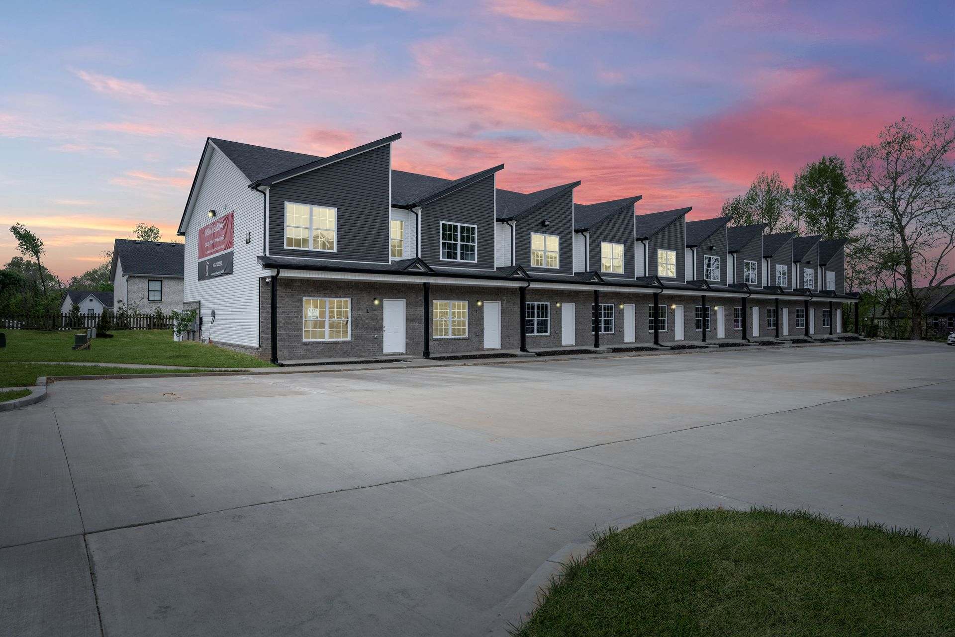 Excell Pointe 2 Bedroom Townhomes – photo 1