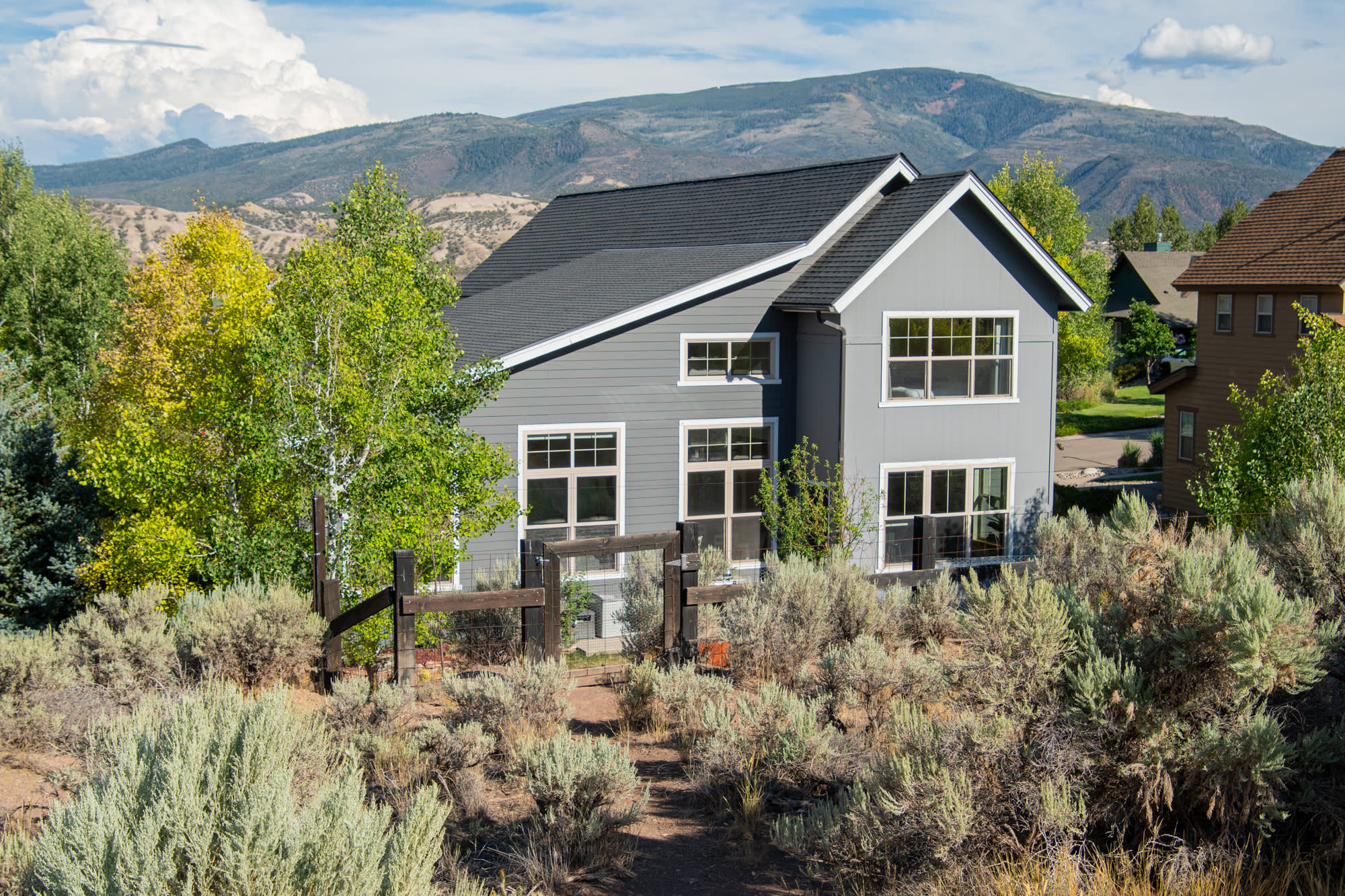 12 Sky Mountain – photo 1 of 15
