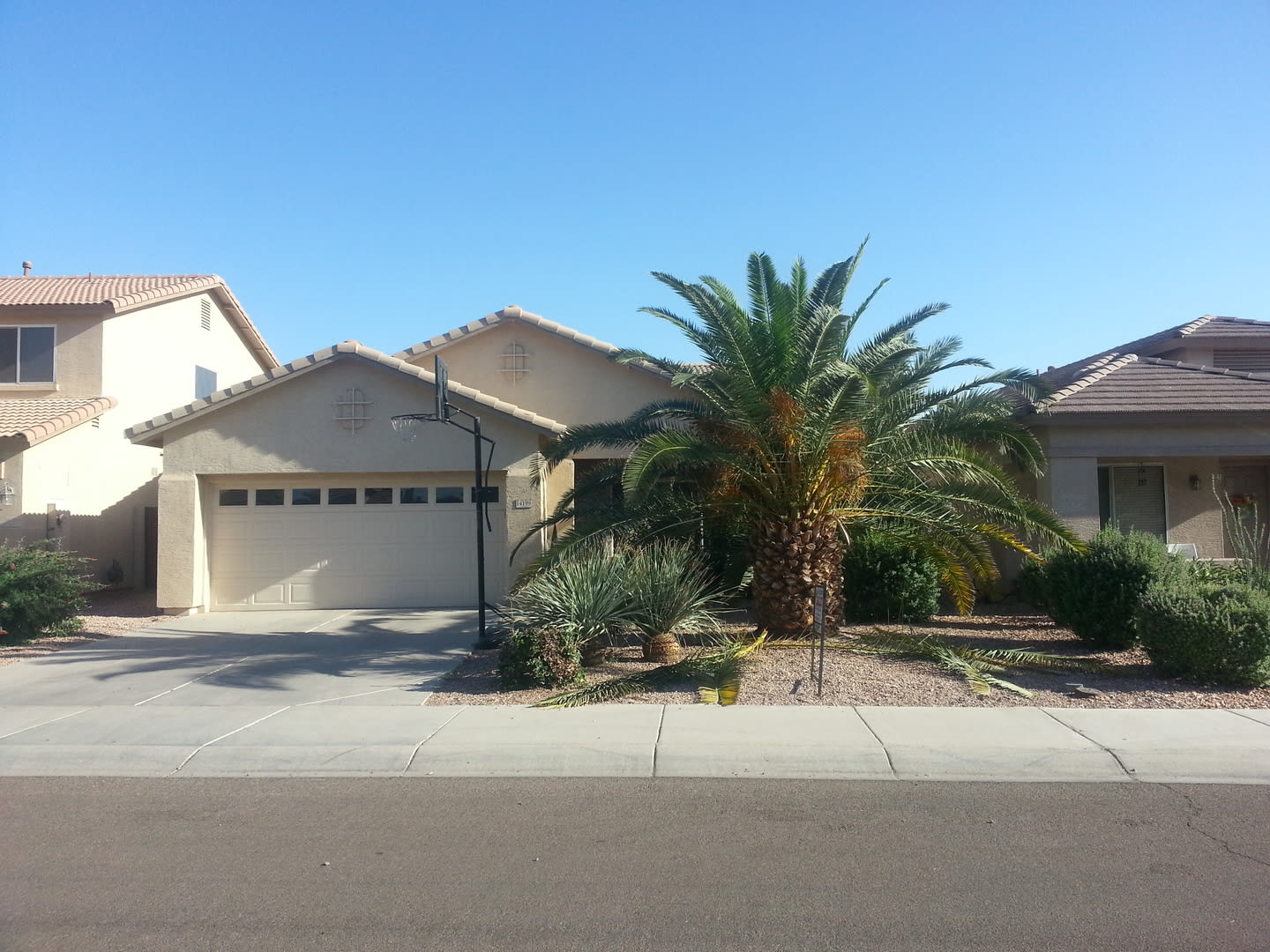 4 bedroom 2 bath in Goodyear – photo 1