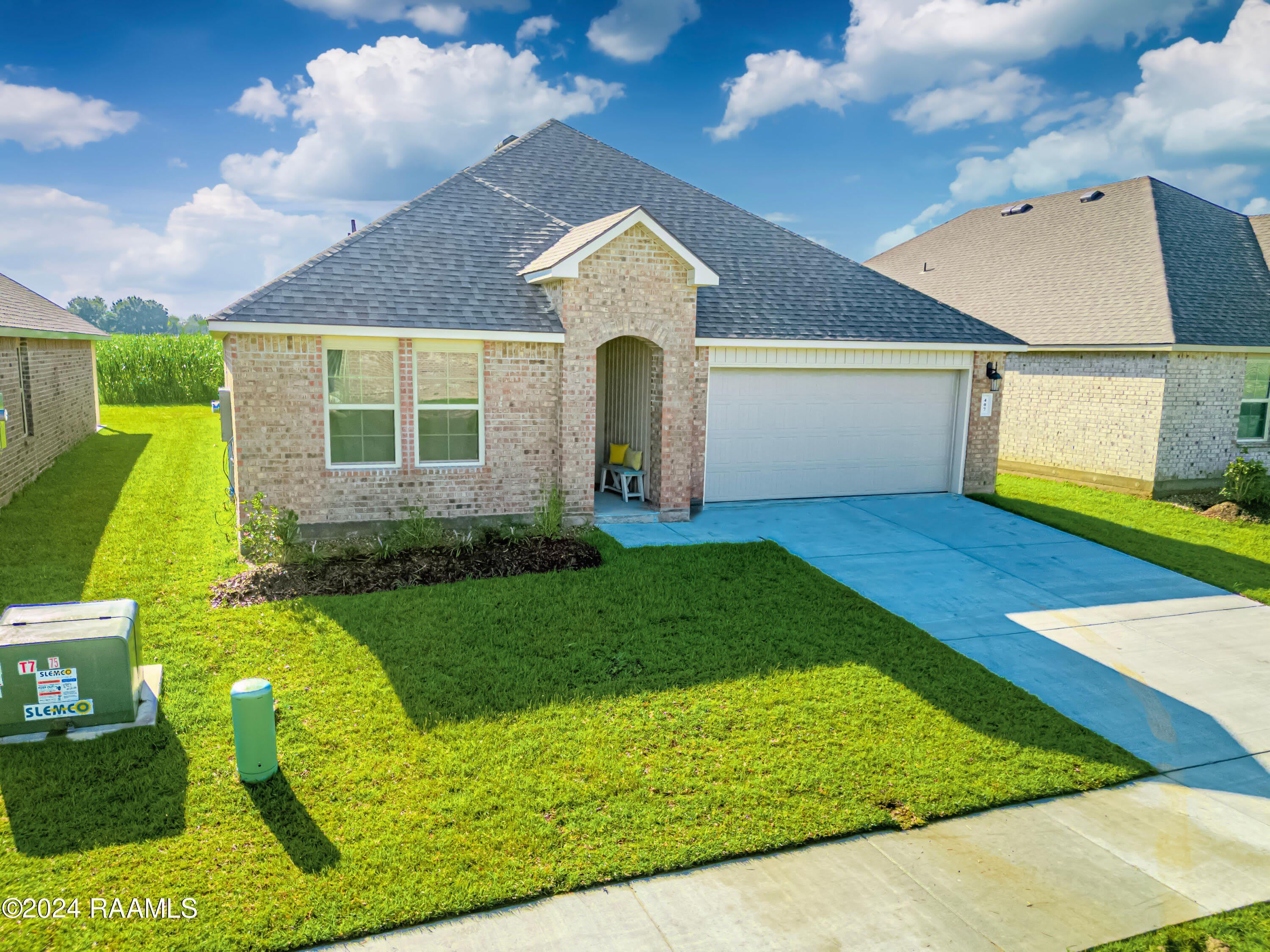 407 Broussard Hill Drive – photo 1 of 203