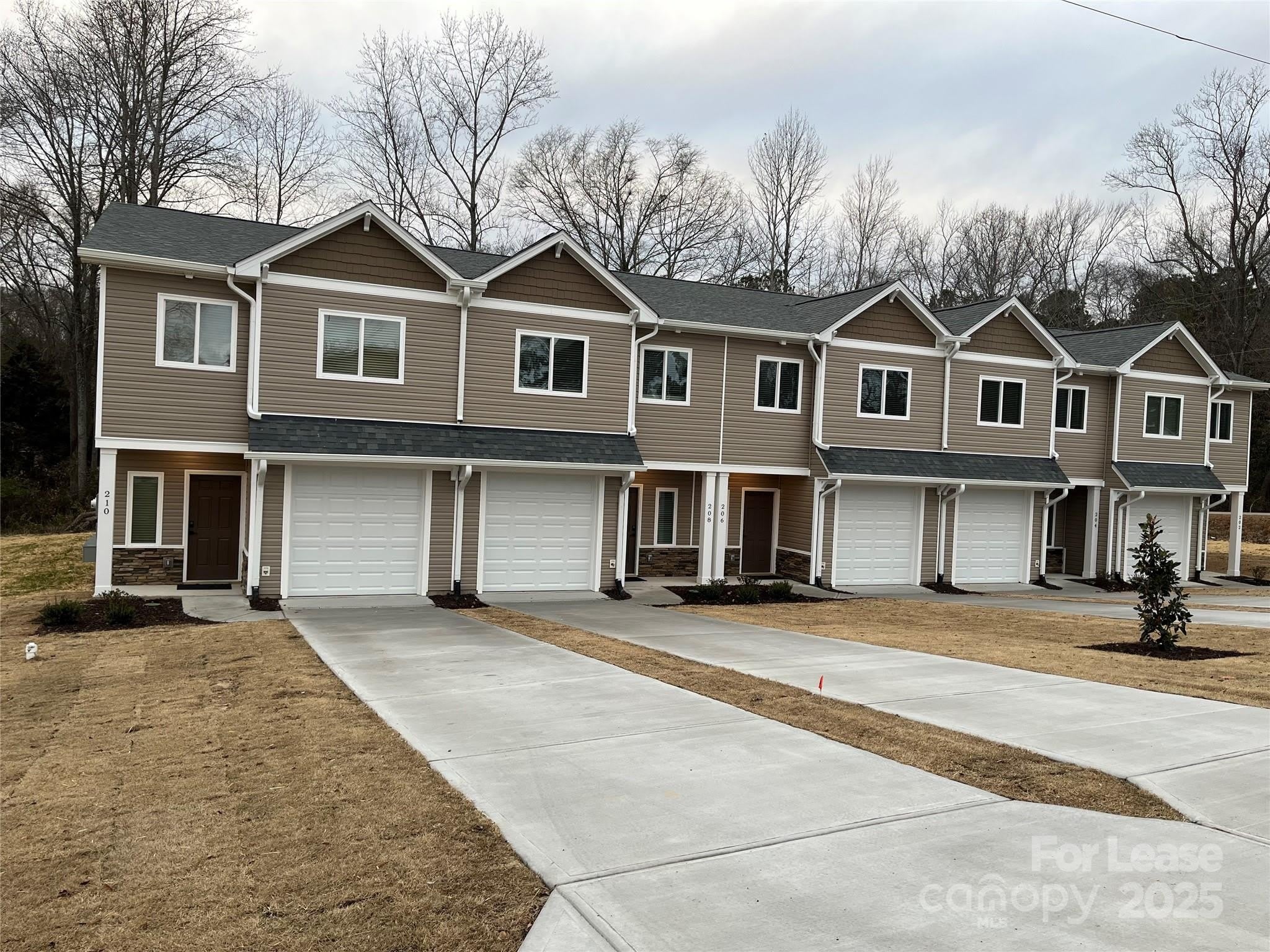 226 S Elm Street – photo 1 of 23
