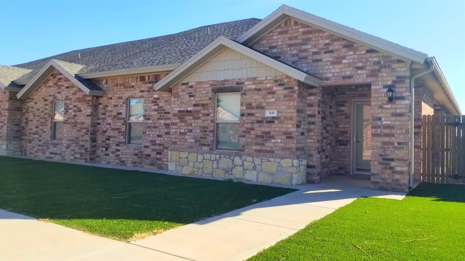3119 113th Street – photo 1 of 16